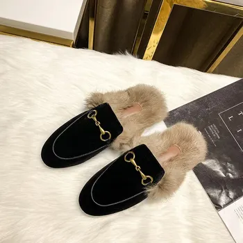 Kadınlar için terlik 2023 Toka Yeni Moda Muller Ayakkabı Kadife Kürk Sıcak Kış Ve Bahar Kadın Boyutu 34-43 Kaliteli Deri